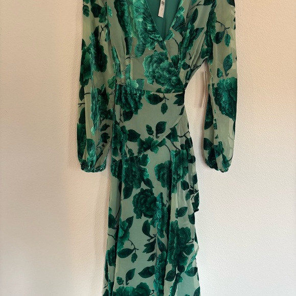 Anthropologie Hutch Long-Sleeve V-Neck Wrap Midi Dress Velvet Green NWT - Picture 6 of 11
